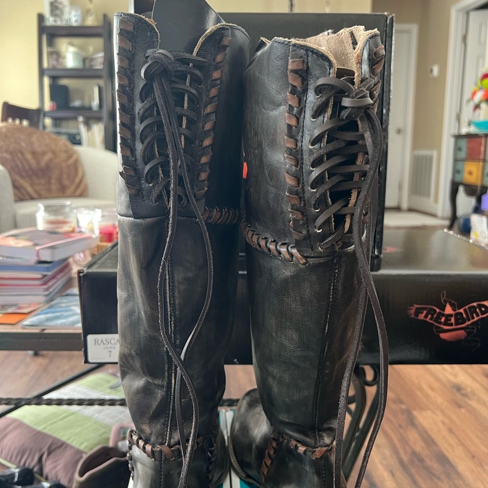 Freebird Rascal Boots in Olive - Picture 2 of 3